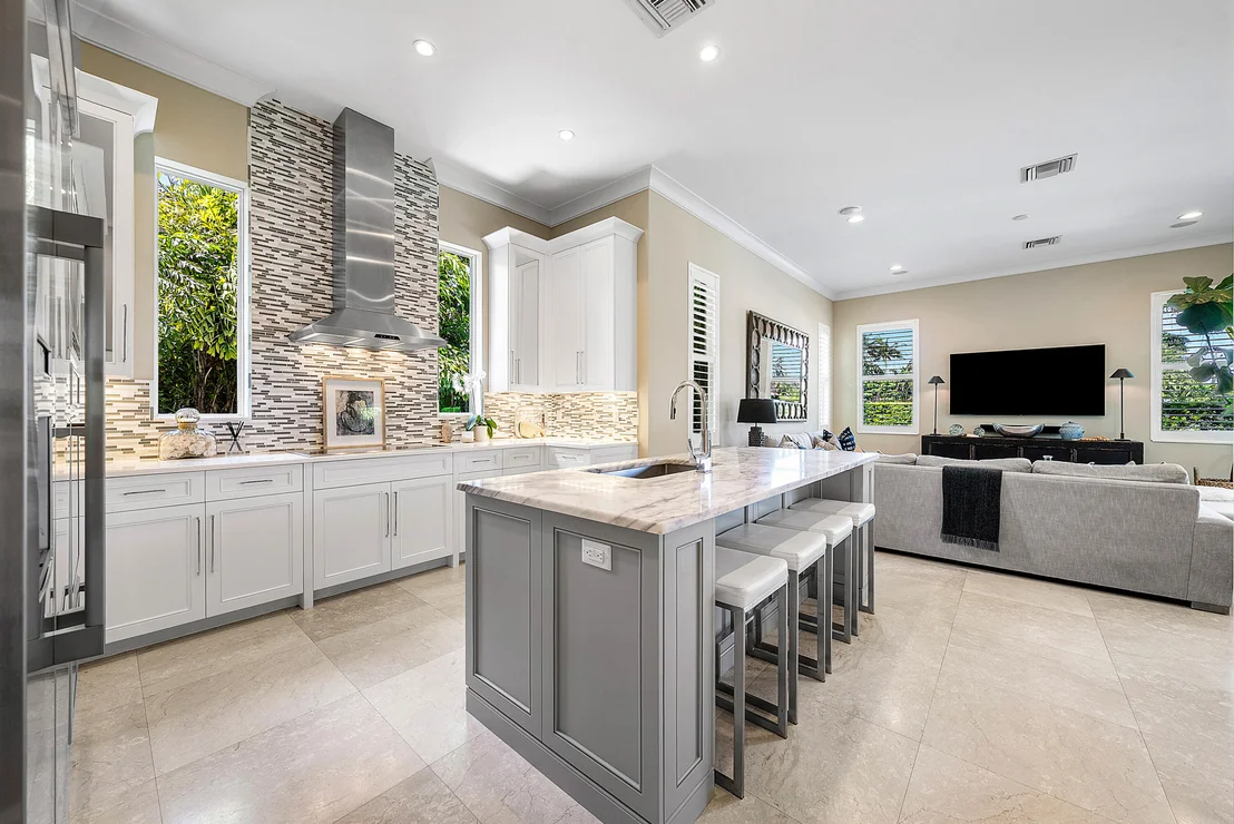 Photo of 33 Spanish River Drive