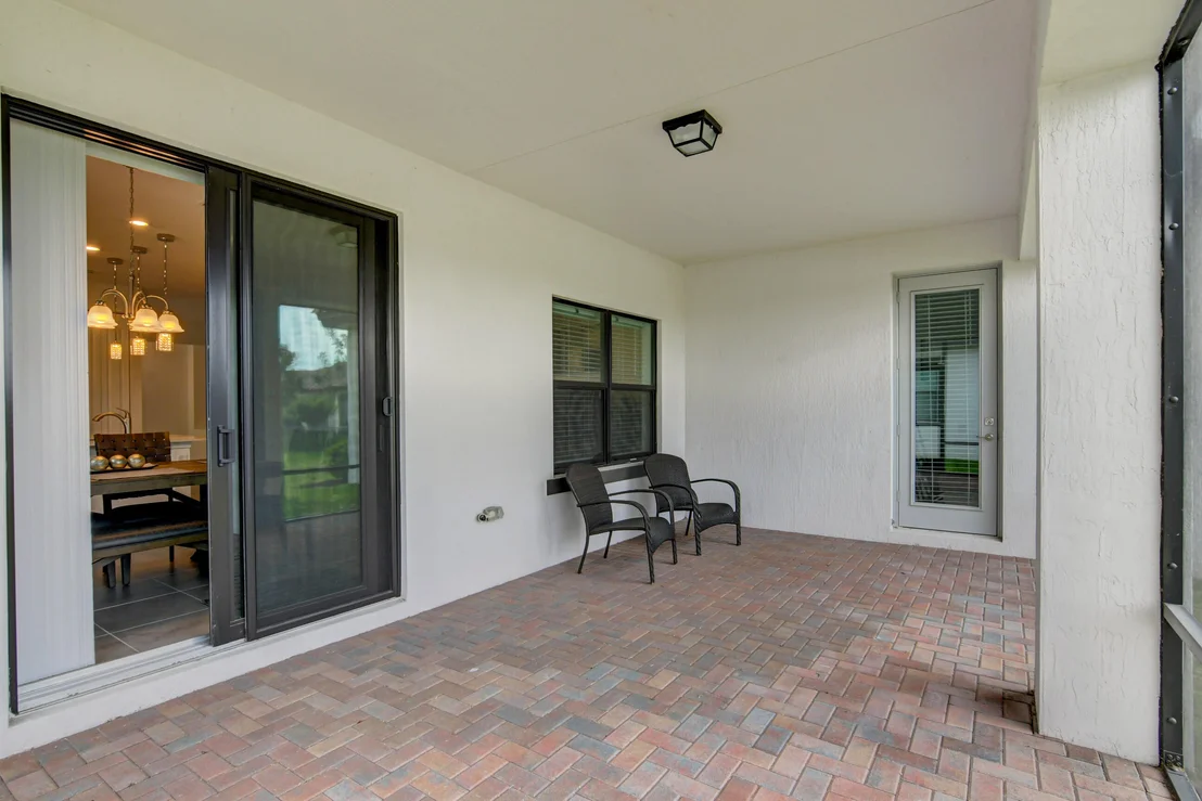 Photo of 1114 Whitcombe Drive
