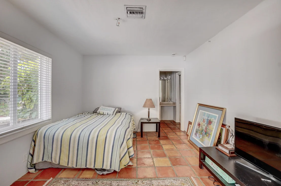 Photo of 229 Venetian Drive