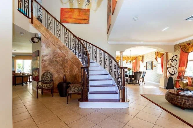 Photo of 2352 Thomson Way