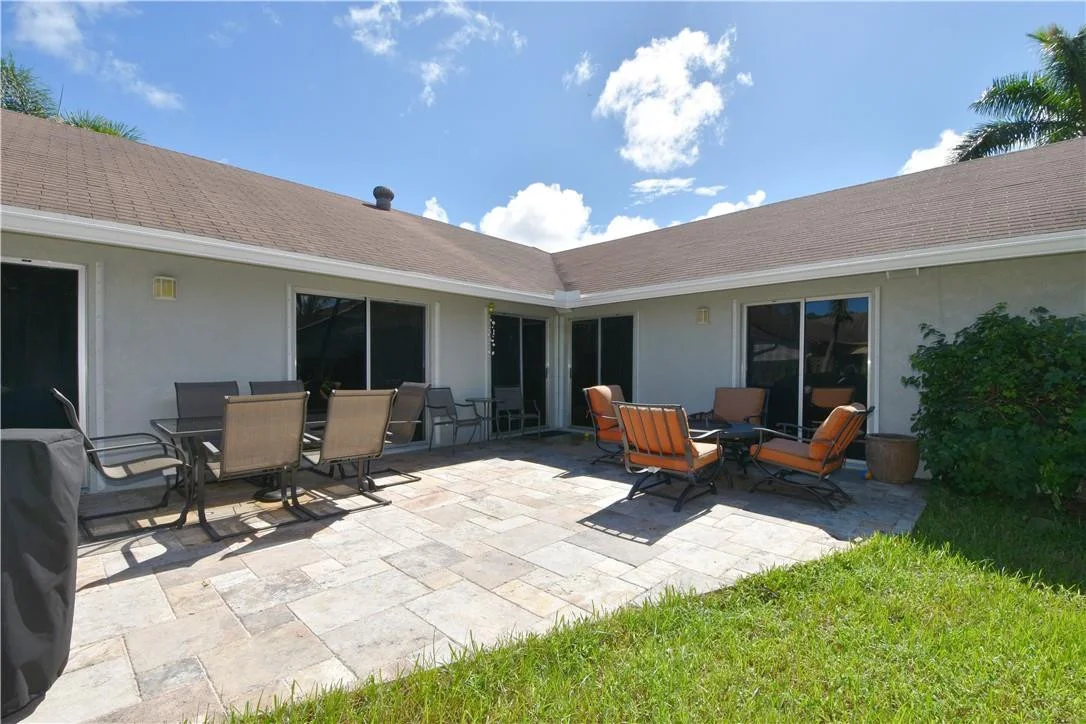 Photo of 562 NW 45th Way