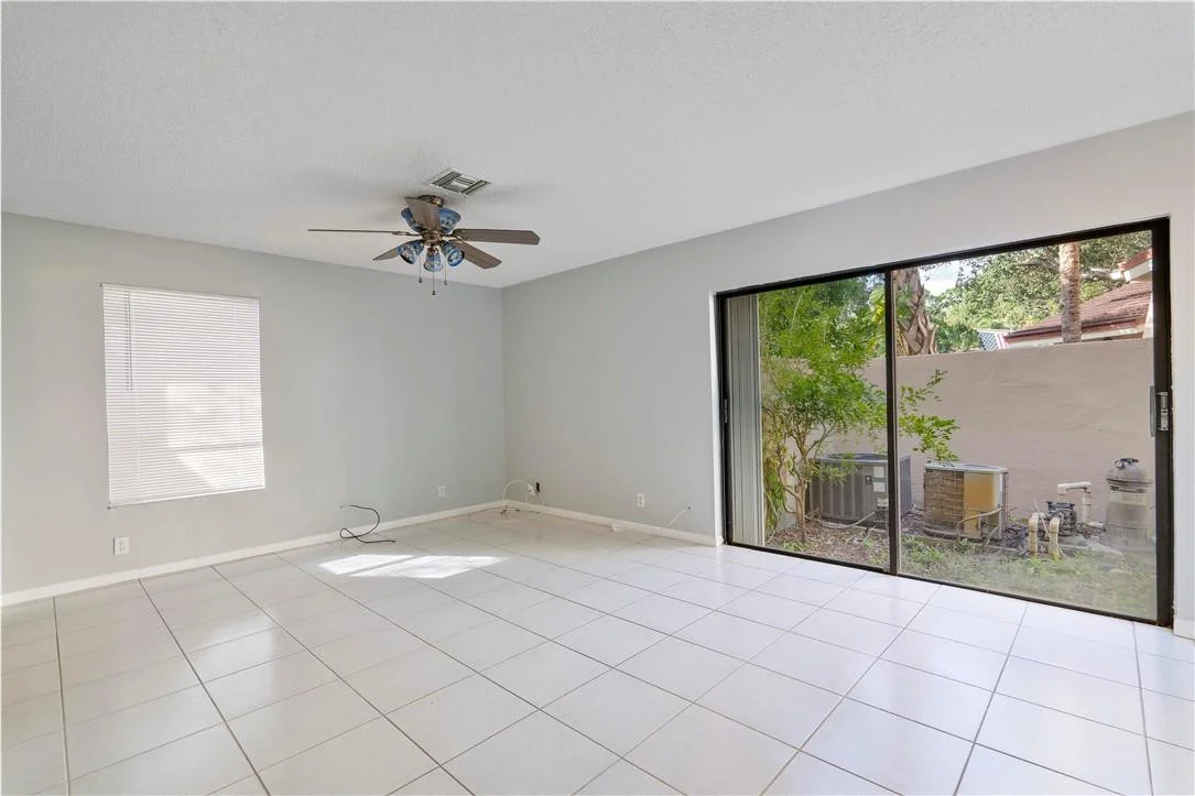 Photo of 619 Hollows Circle