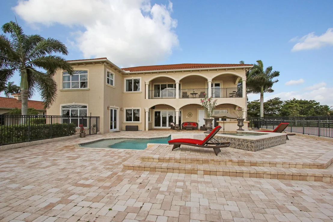Photo of 3850 Fieldview Way
