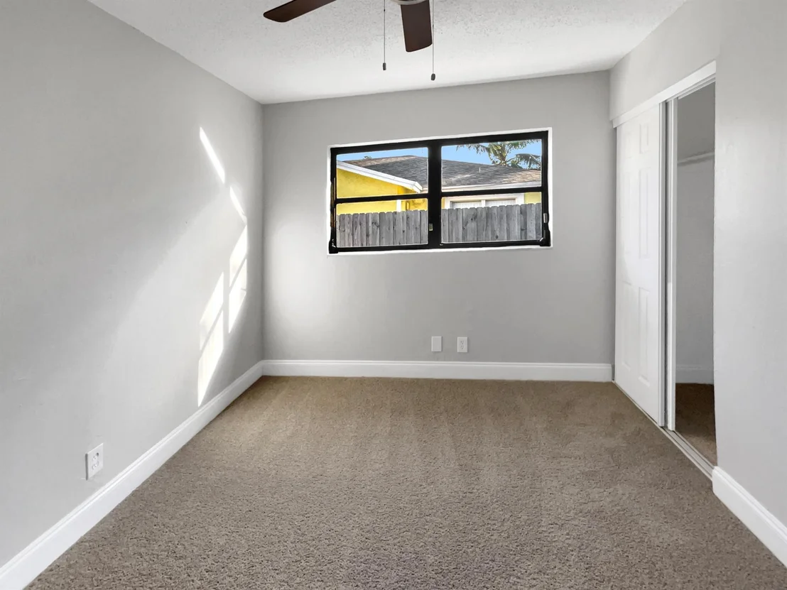 Photo of 631 Alpine Avenue