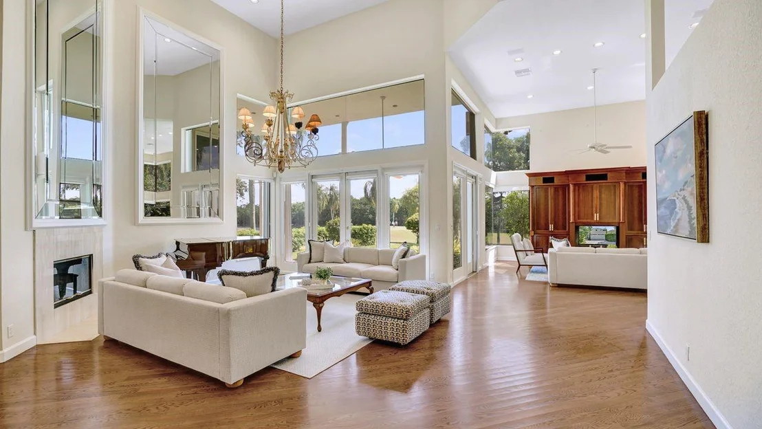 Photo of 2760 Pinehurst