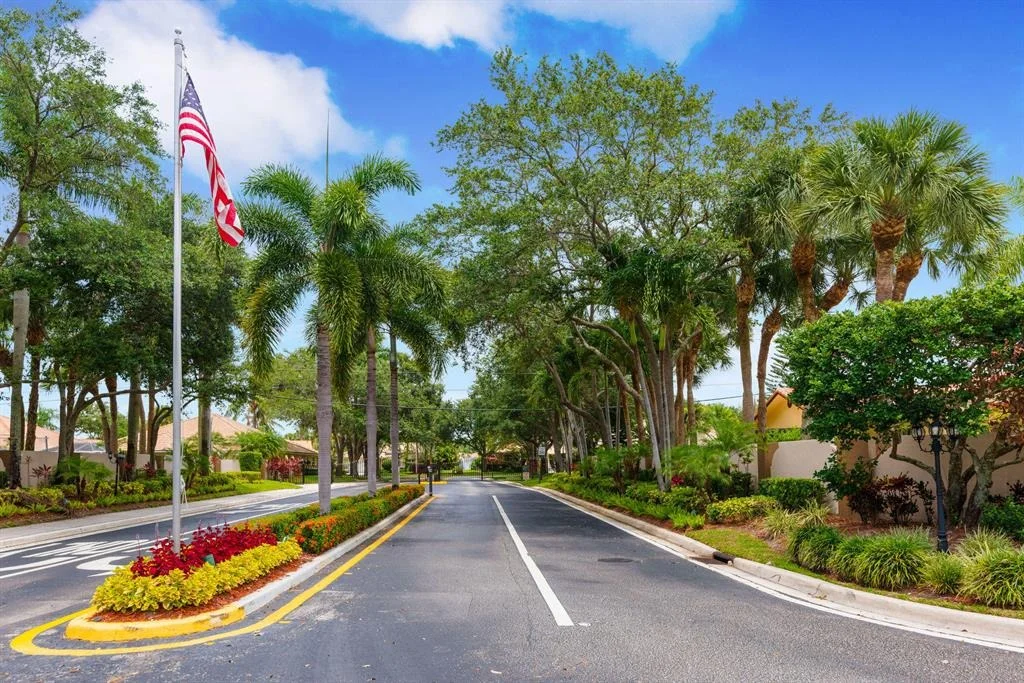 Photo of 5553 Grande Palm Circle