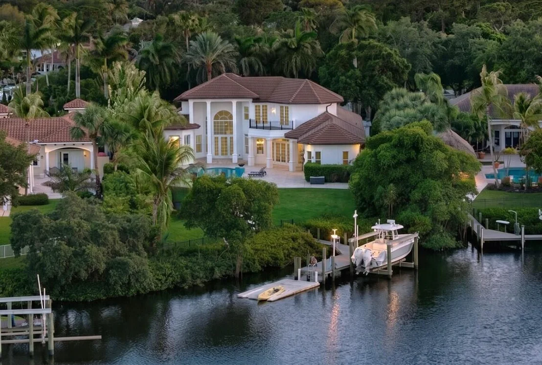 Photo of 8709 SE Compass Island Way
