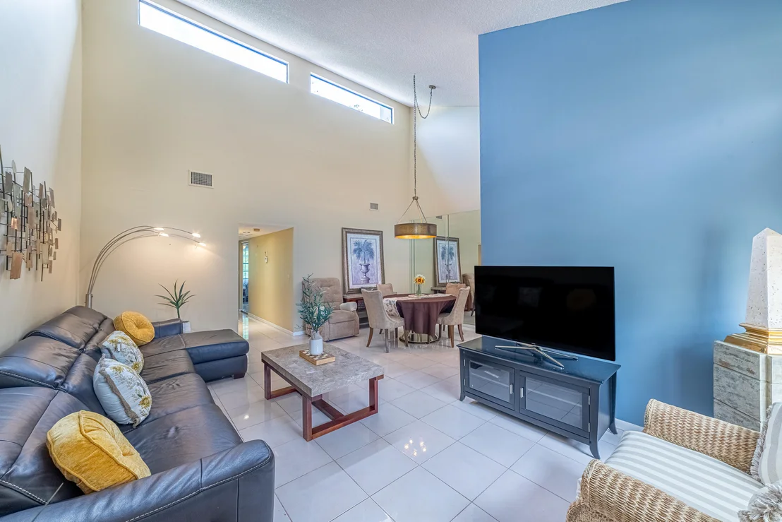 Photo of Unit B at 14200 Nesting Way