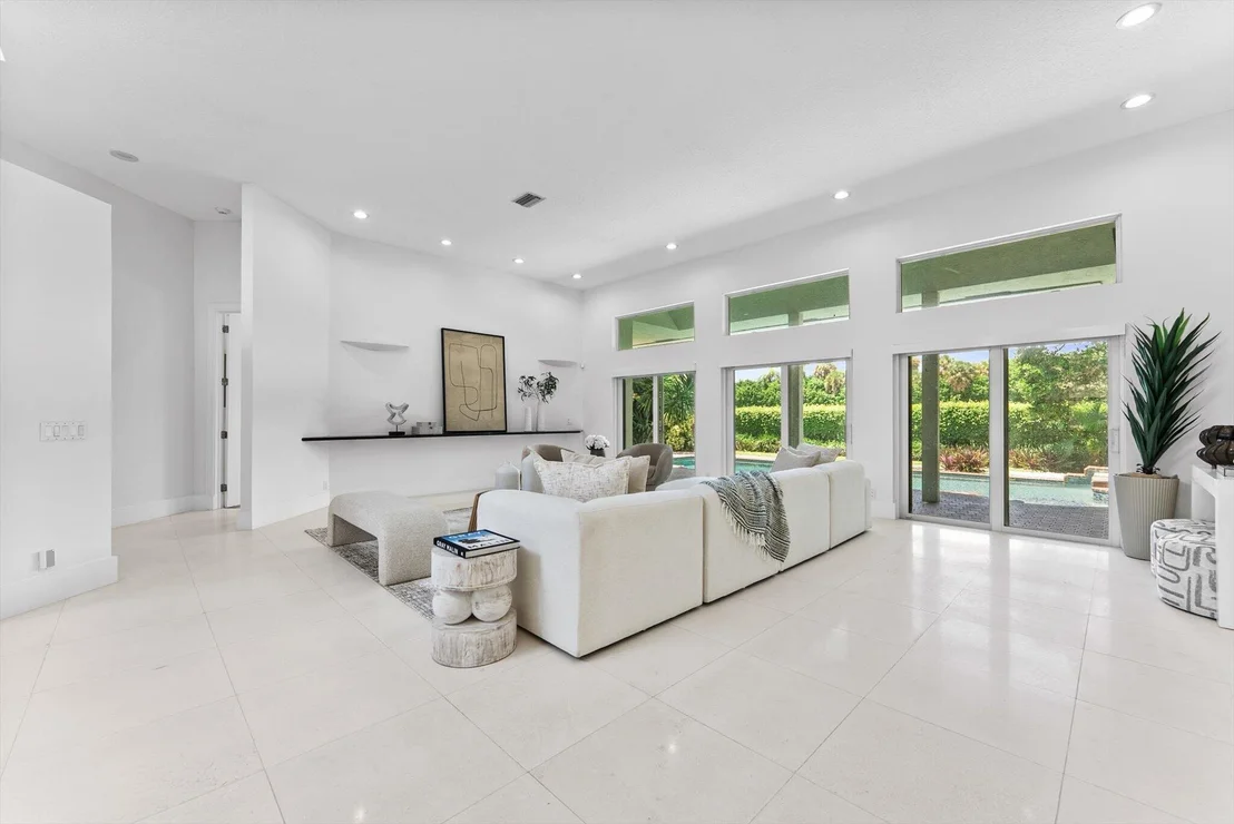 Photo of 7876 Mandarin Drive