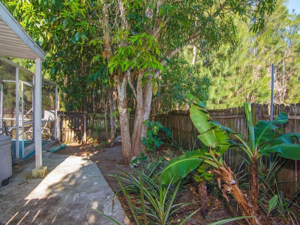 Photo of 415 25th Avenue