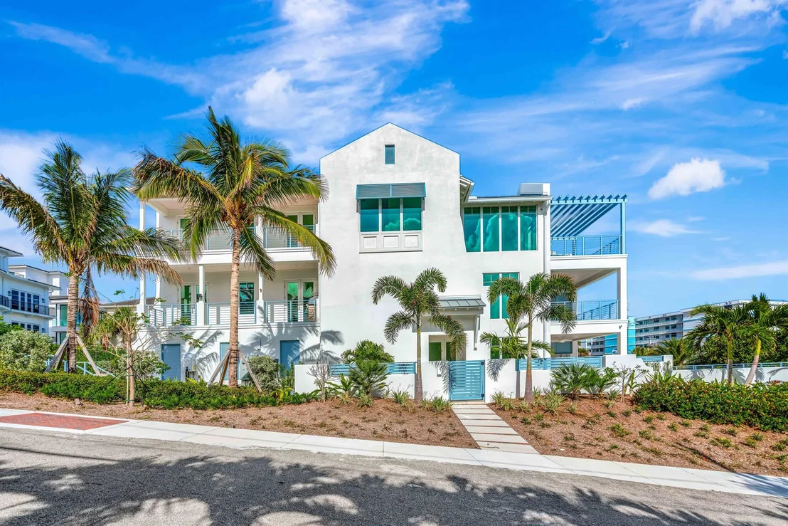 Photo of Unit UNITB at 461 Venus Drive