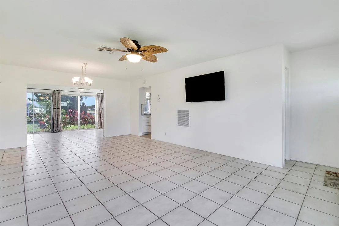 Photo of 1108 Ocean Drive