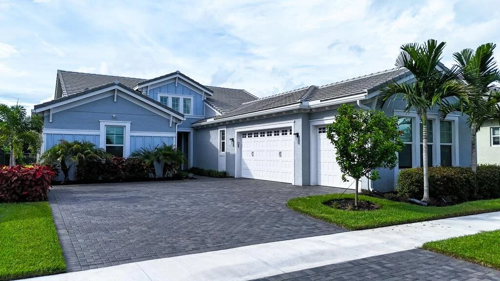 Photo of 15848 Orchard Drive
