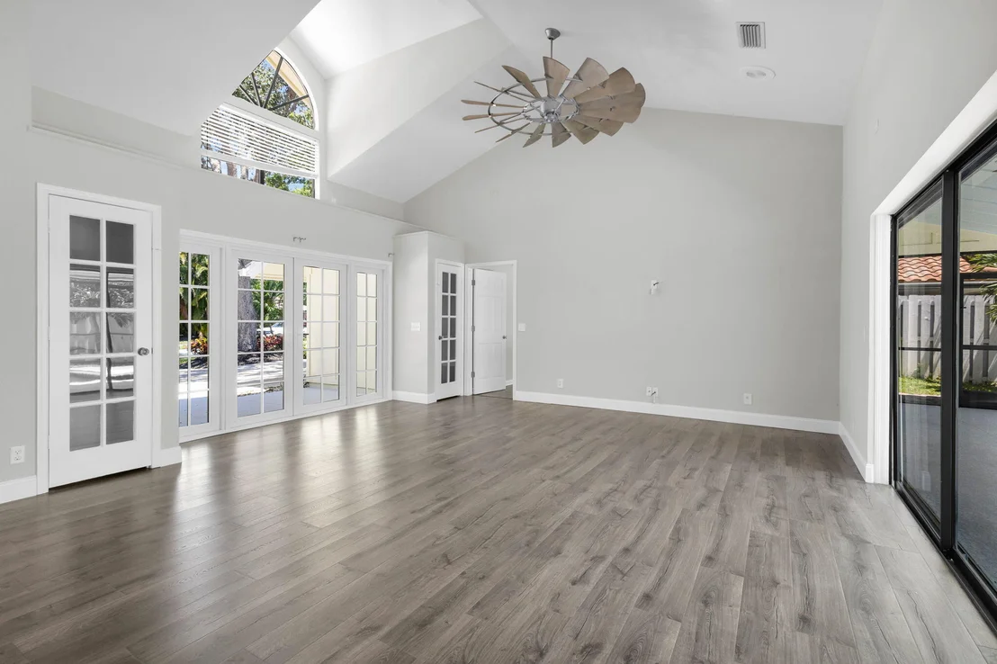 Photo of 120 Bayberry Circle