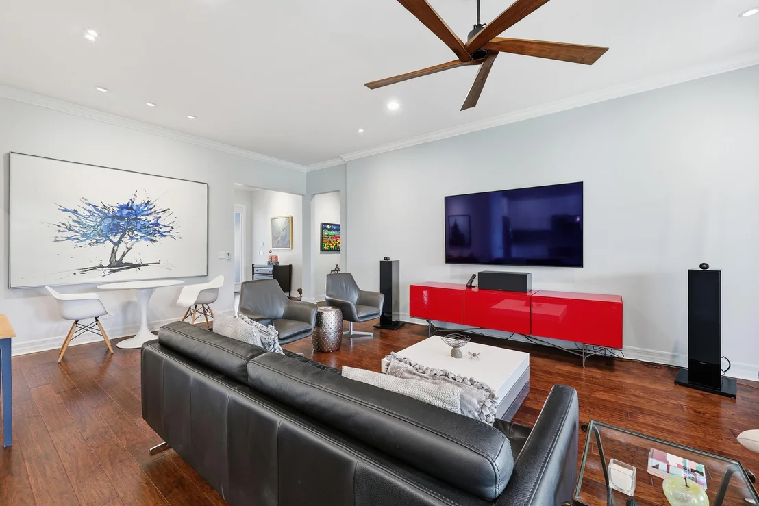 Photo of 1358 Community Drive