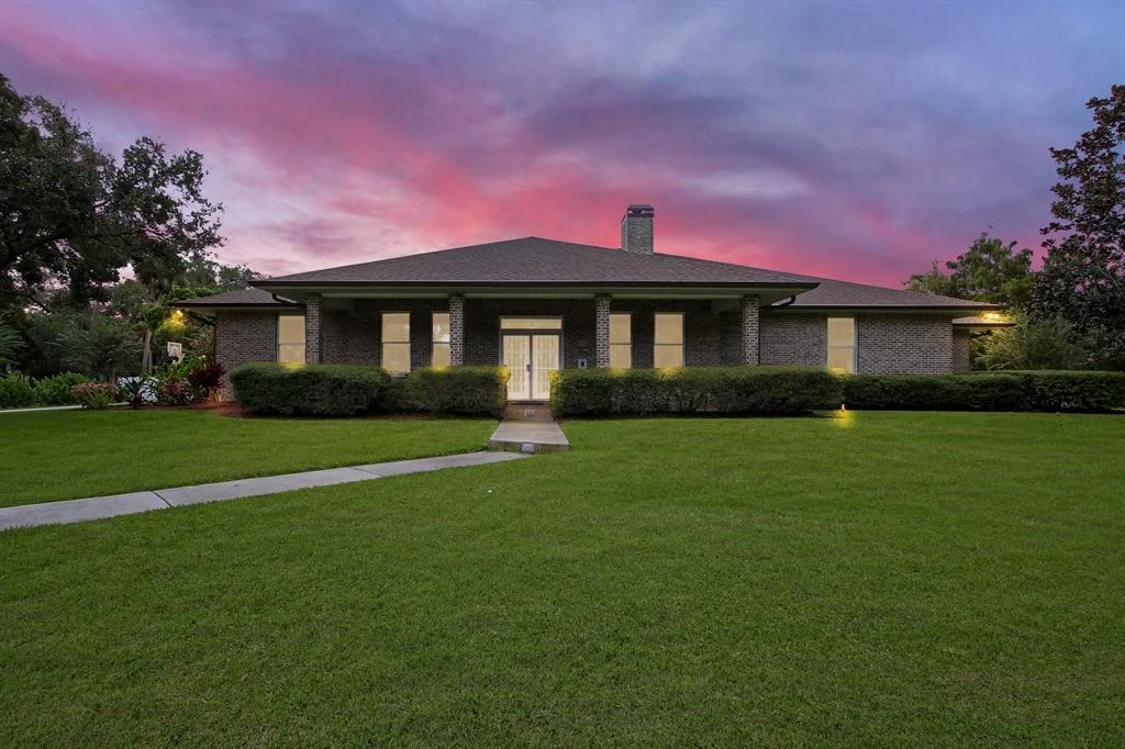 Photo of 3903 Promenade Way