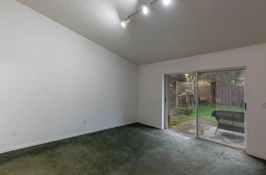 Photo of 1431 Hideaway Bnd Bend