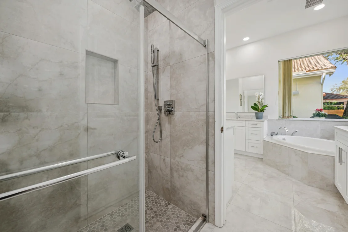 Photo of 2674 Devon Court
