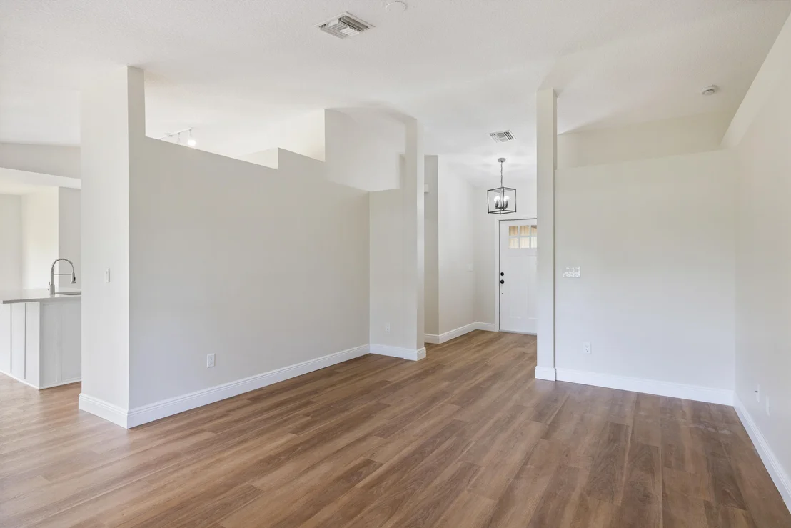 Photo of 186 24th Avenue