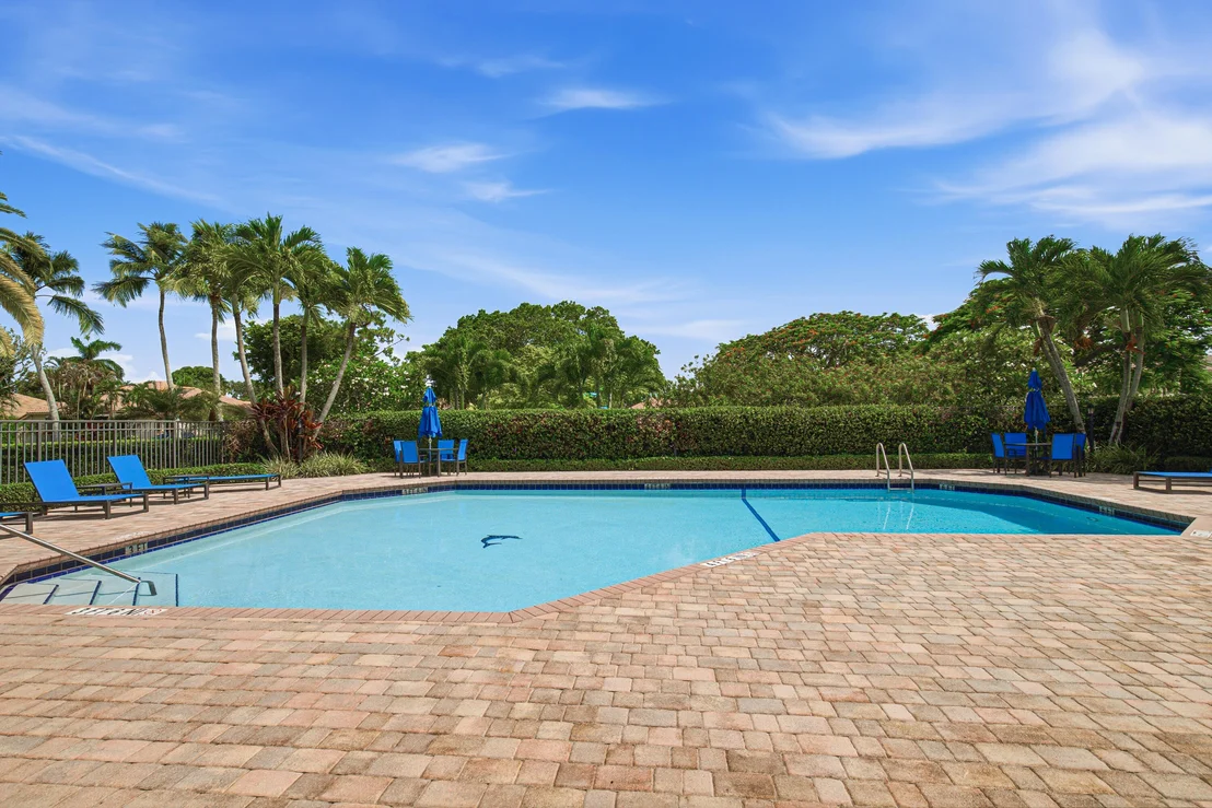 Photo of 10210 Lexington Estates Boulevard