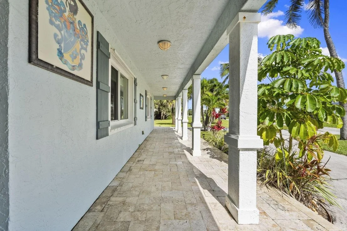 Photo of 1911 Surfside Drive