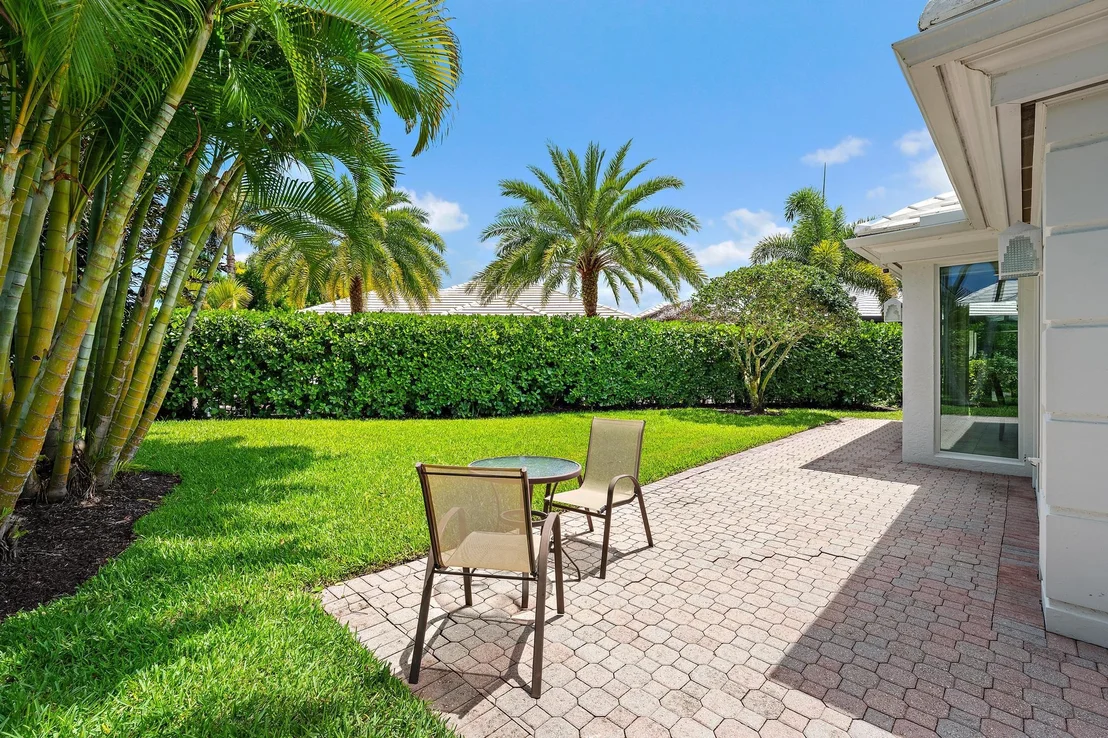 Photo of 4501 Captains Way