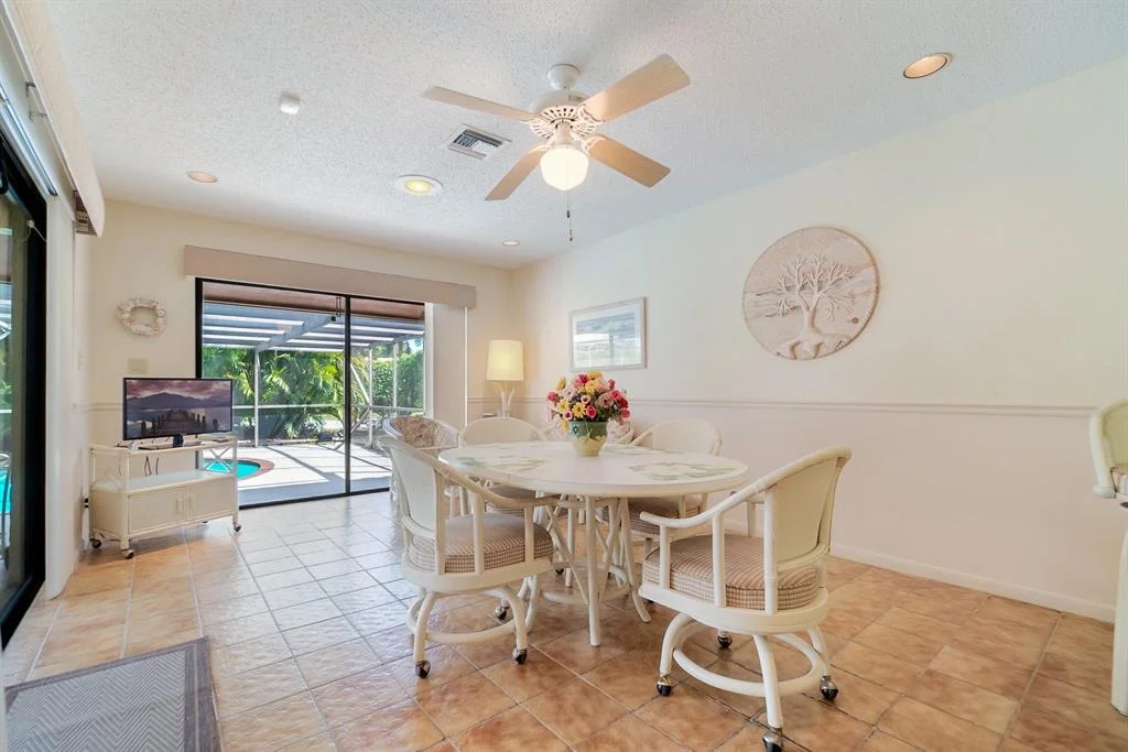 Photo of 5963 Glenbrook Drive