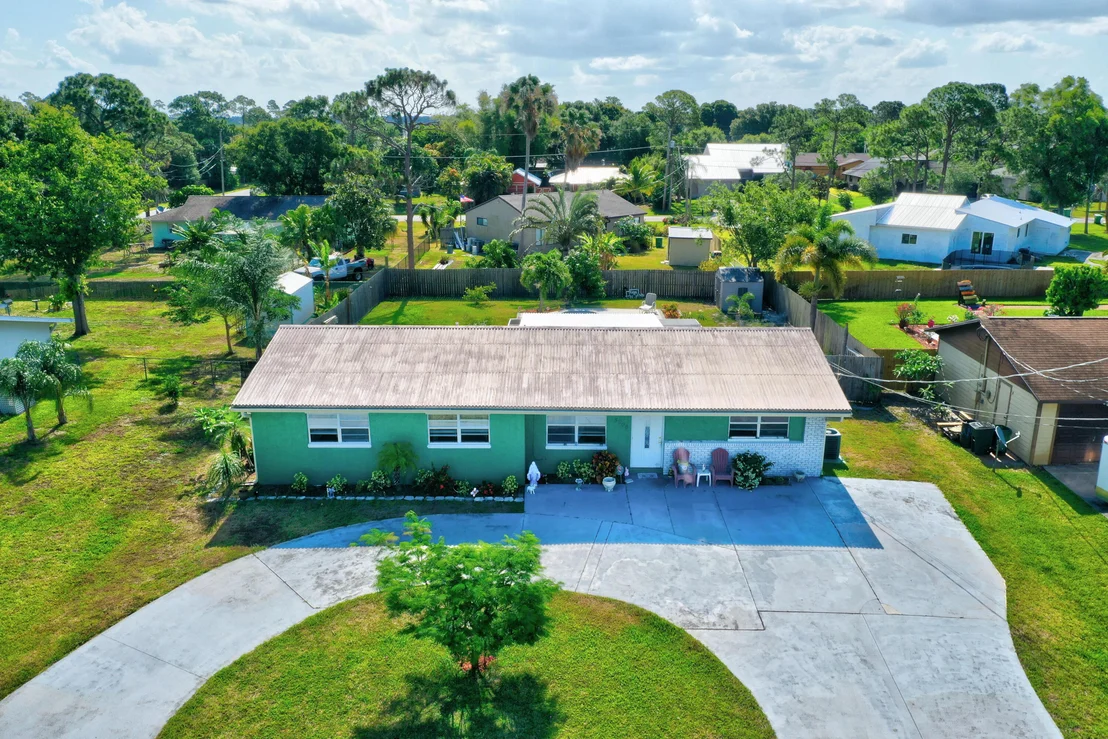 Photo of 5906 Cassia Drive