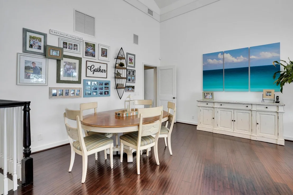 Photo of 5438 Pennock Point Road