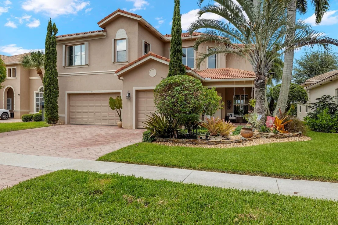 Photo of 1336 Beacon Circle