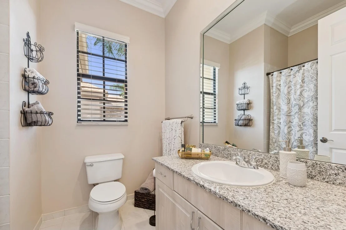 Photo of 3473 Collonade Drive