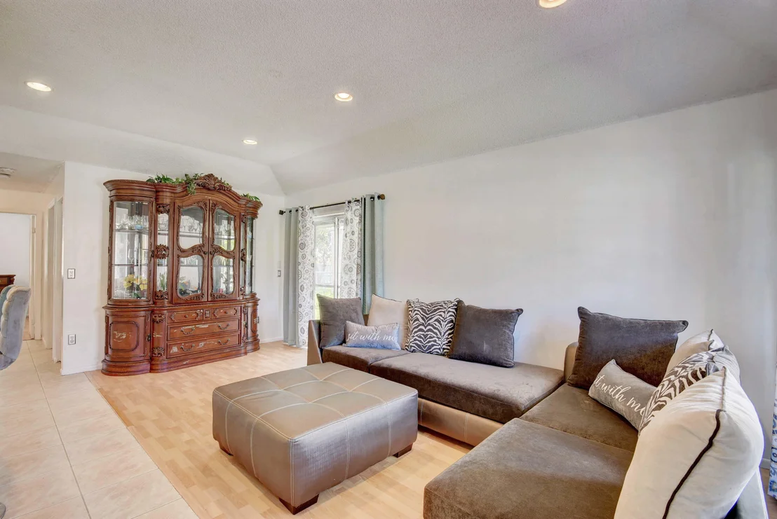 Photo of 5784 Pebble Brook Lane