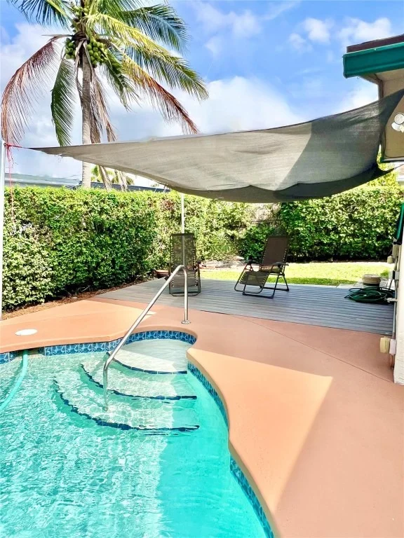 Photo of 10571 Sunset Strip