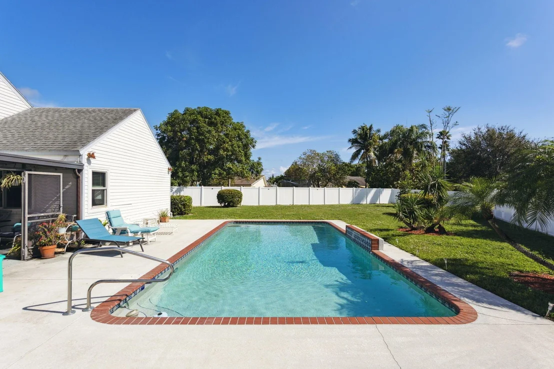 Photo of 11 Cedar Circle