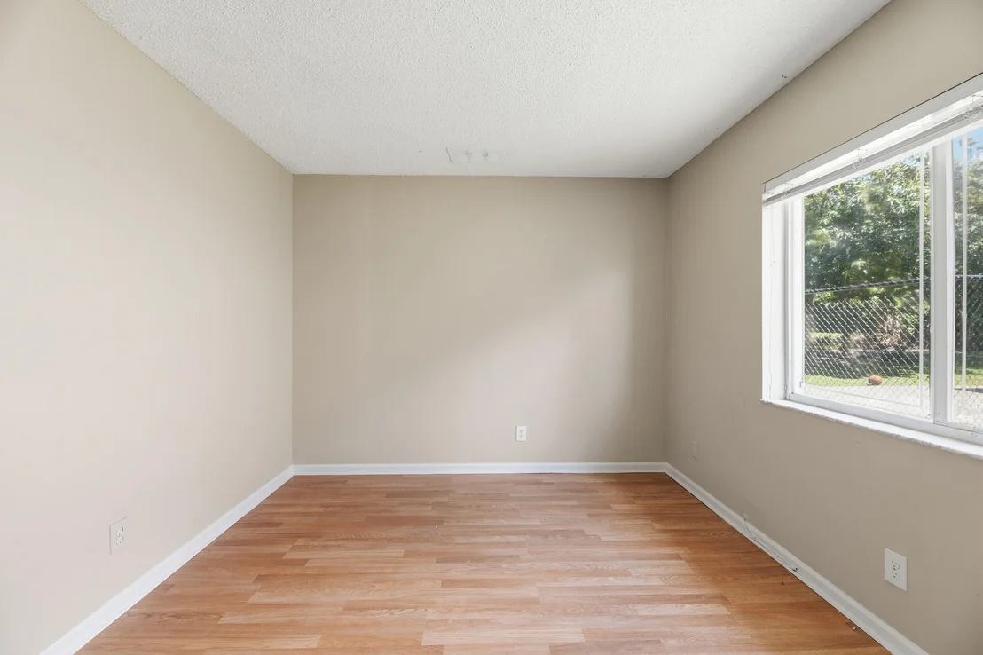 Photo of 5233 Rosen Boulevard