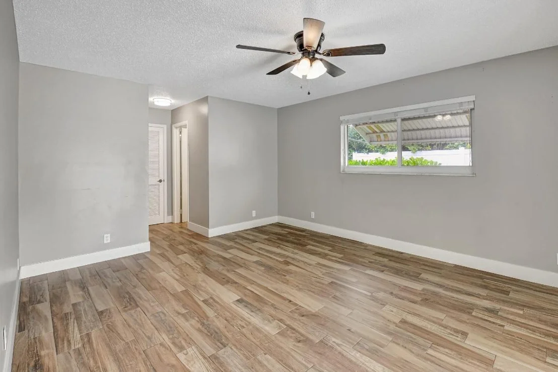Photo of 625 Sunshine Drive