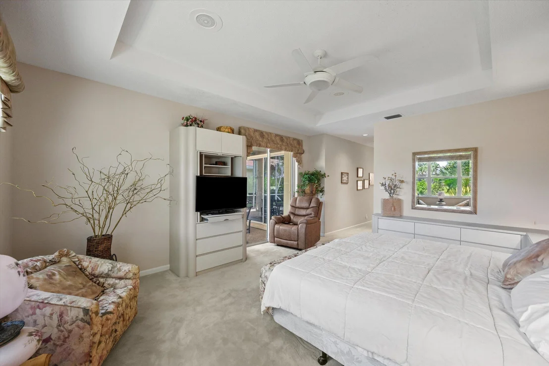 Photo of 4674 HAZLETON Lane