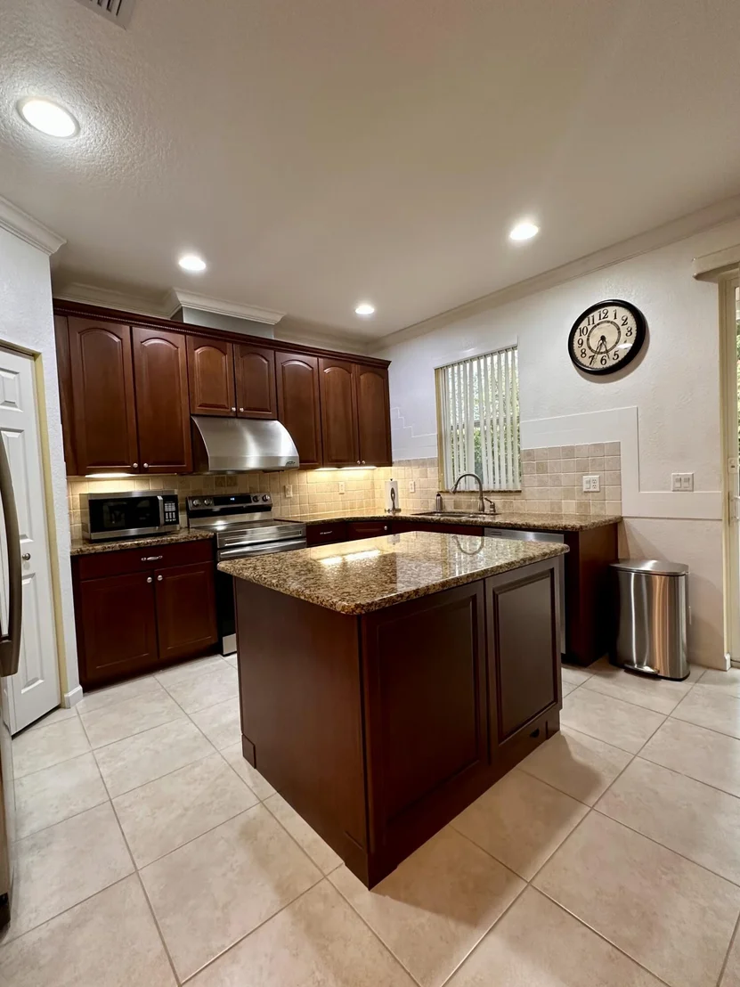Photo of 4090 Key Lime Boulevard