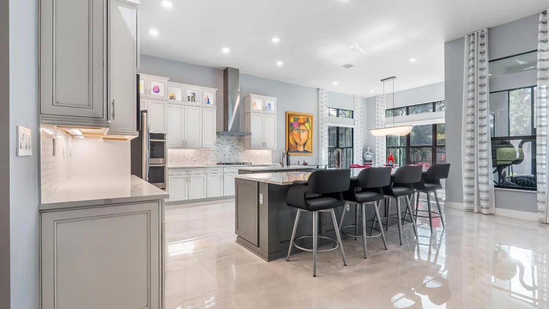 Photo of 7690 Cavern Lane
