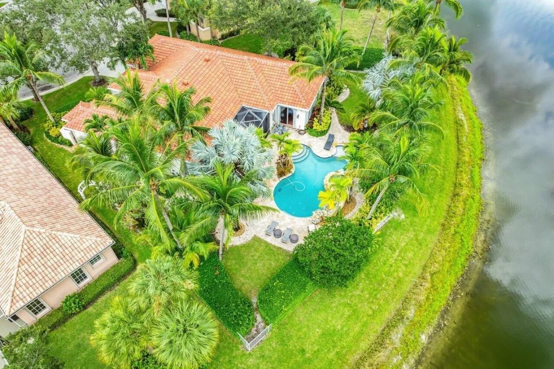 Photo of 7580 Red River Road