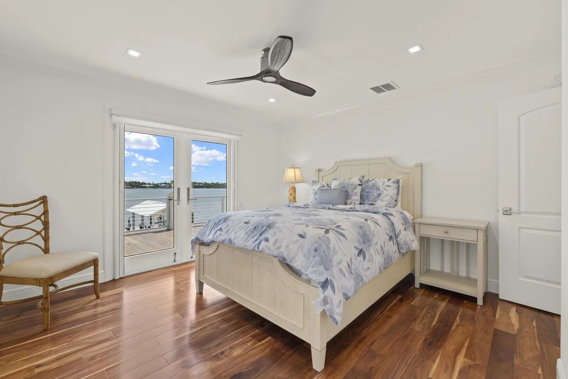 Photo of 103 River Drive