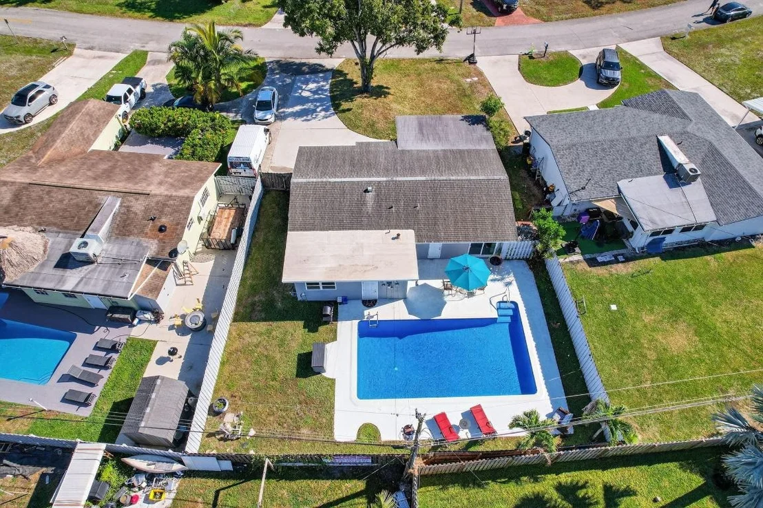 Photo of 511 Iris Avenue
