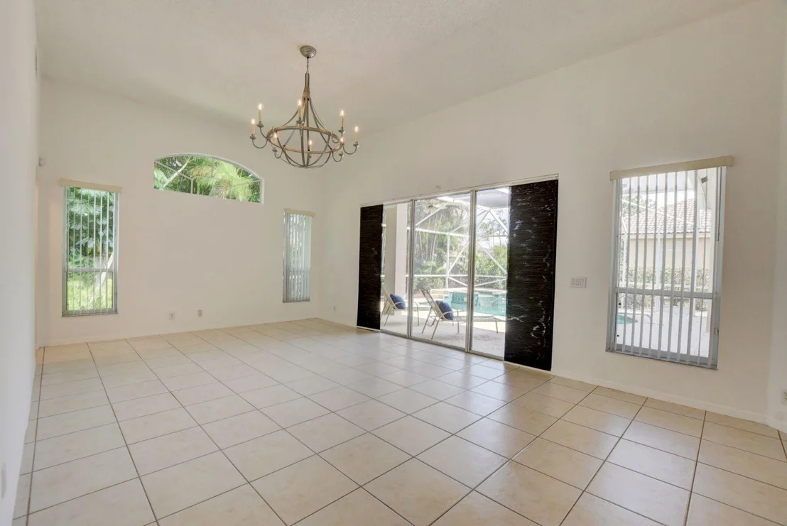 Photo of 10312 Lexington Estates Boulevard