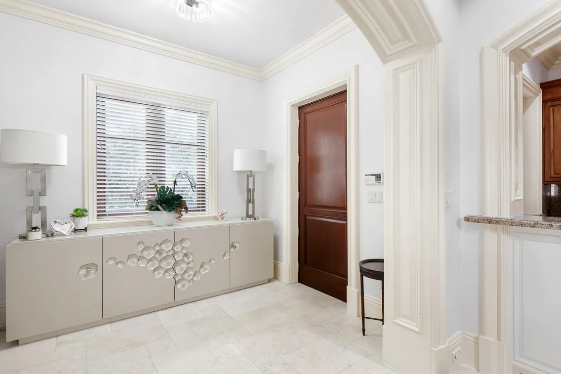 Photo of 306 Villa Drive