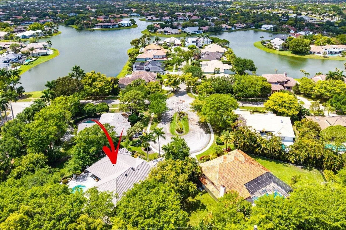 Photo of 3010 Hampton Circle