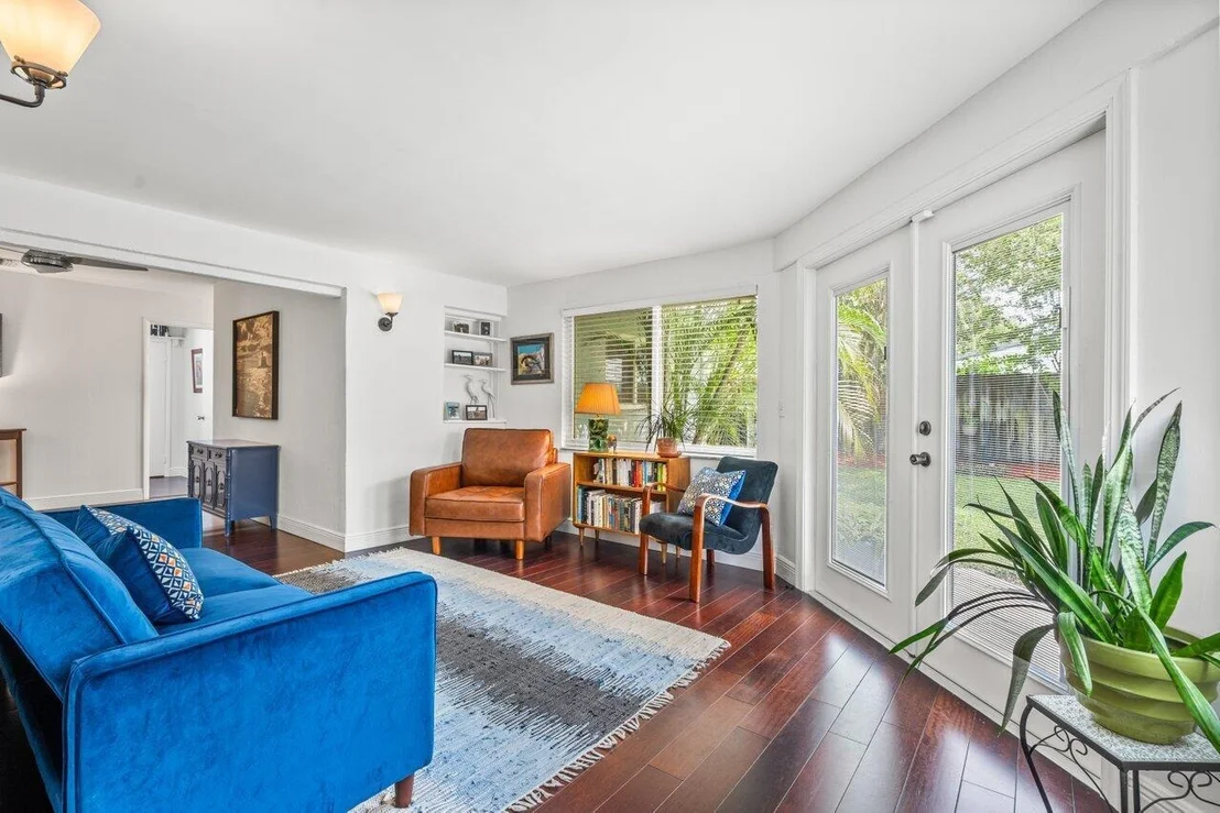Photo of 609 Heron Drive