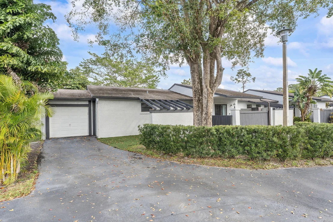 Photo of 107 Conaskonk Circle