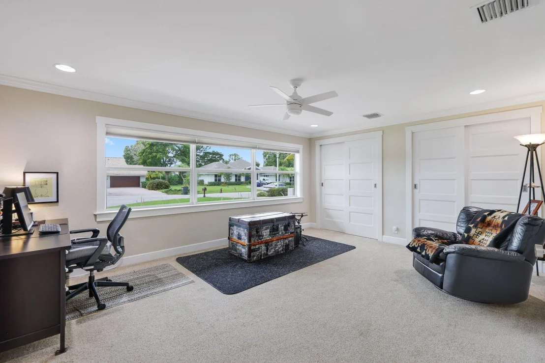 Photo of 4535 Oak Tree Court