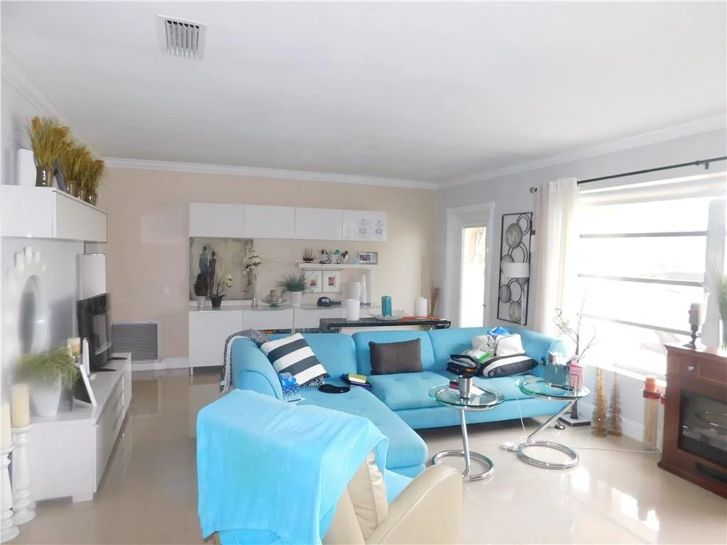 Photo of 6860 Margate Boulevard