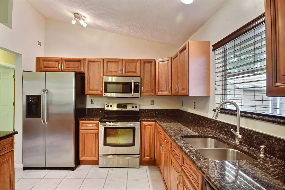 Photo of 5909 Sunset Boulevard